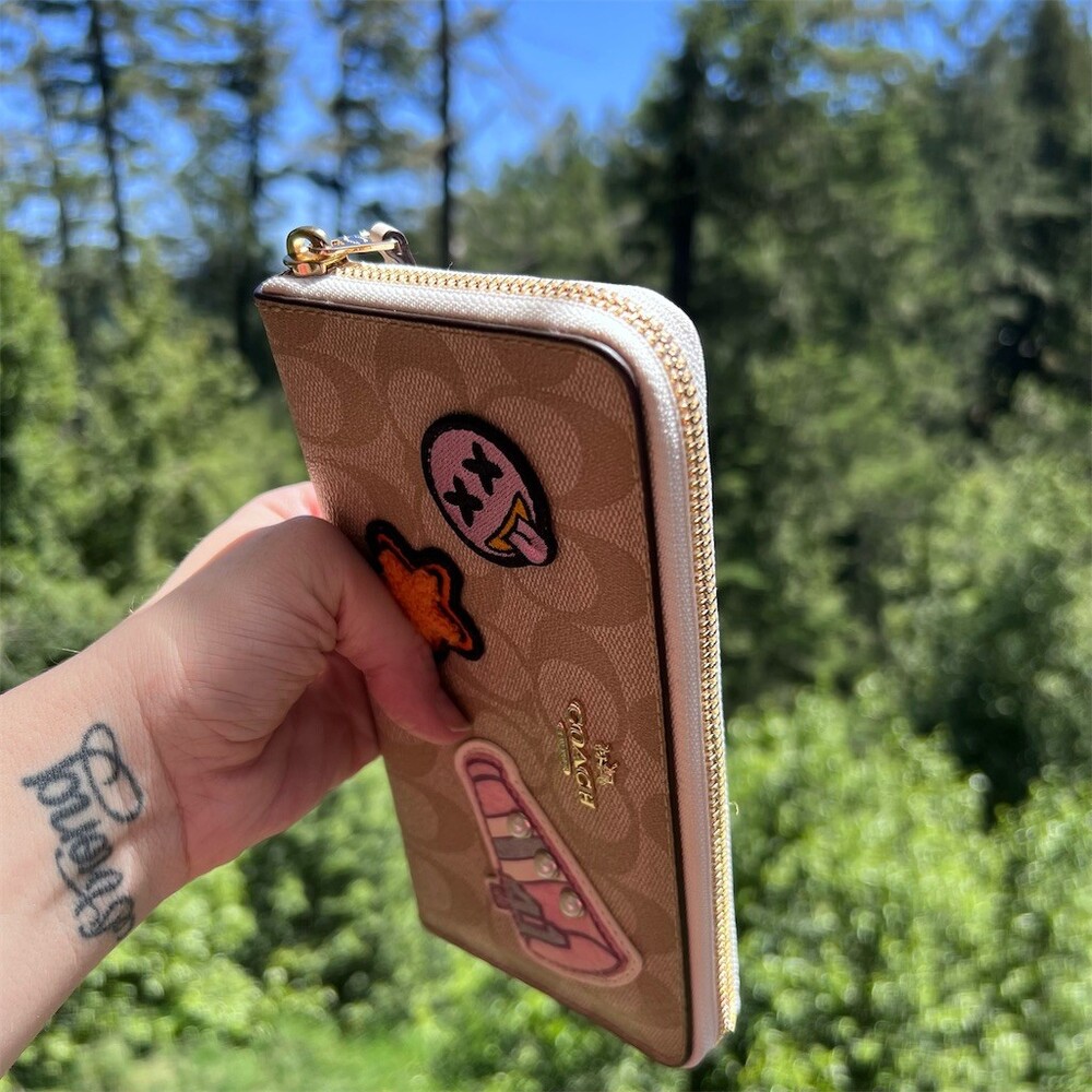 COACH Long Zip-Around Wallet Signature Canvas Khaki with Varsity Patches AUTHNTC - Picture 9 of 15